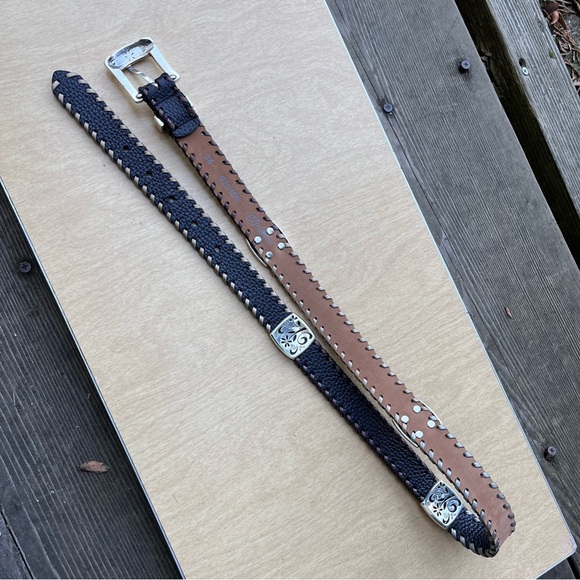 Brighton Women’s Black Leather Belt With Floral Silver Toned Accents Sz 34 - Picture 8 of 16